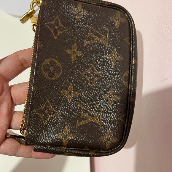 ❣️❣️❣️SOLD on IG❣️❣️❣️ mini pochette monogram - Picture 11 of 16